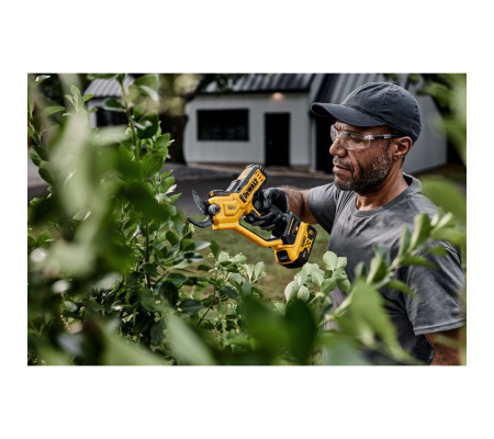 Аккумуляторный секатор DEWALT DCMPP568N (DCMPP568N-XJ)