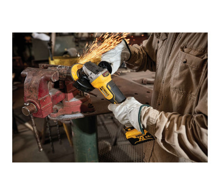 Аккумуляторная угловая шлифмашина DEWALT DCG413B, 20 В, 115 мм, 9000 об/мин, без АКБ и ЗУ (DCG413B-XJ)