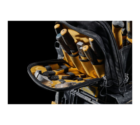 Сумка DEWALT TOUGHSYSTEM DWST83522-1, с наплечным ремнем, 56 л