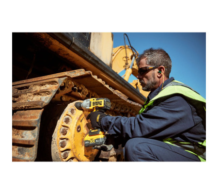 Аккумуляторный гайковерт DEWALT DCF964B, 20 В, 2576 Нм, 2015 уд/мин, без АКБ и ЗУ (DCF964B-XJ)