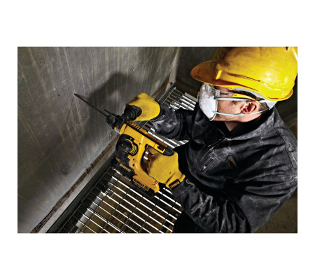 Аккумуляторный перфоратор DEWALT DCH253NT, 18 В, 2.1 Дж, 4500 уд/мин, без АКБ и ЗУ, в кейсе TSTAK (DCH253NT-XJ)