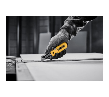 Нож DEWALT DWHT10990, складной
