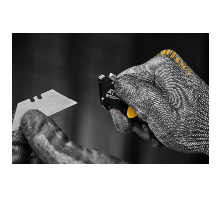 Нож DEWALT DWHT10990, складной