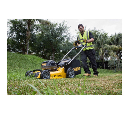 Аккумуляторная газонокосилка DEWALT DCMW564P2 (DCMW564P2-QW)