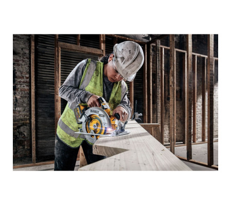 Аккумуляторная дисковая пила DEWALT DCS573P1T, 18/54 В, 190 мм, 5500 об/мин, с АКБ 5 Ач и ЗУ, в кейсе TSTAK (DCS573P1NT-XJ)