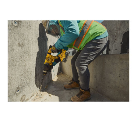 Аккумуляторный перфоратор DEWALT DCH263B, 20 В, 3 Дж, 4300 уд/мин, без АКБ и ЗУ (DCH263B-XJ)