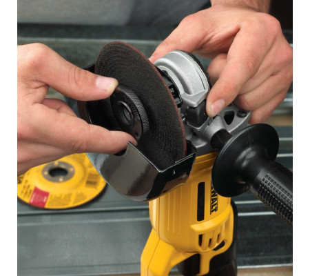 Аккумуляторная угловая шлифмашина DEWALT DCG412NT, 18 В, 125 мм, 7000 об/мин, без АКБ и ЗУ, в кейсе TSTAK