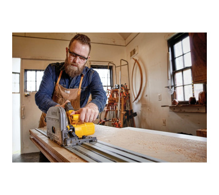 Аккумуляторная дисковая пила DEWALT DCS520T2, 54 В, 165 мм, 4200 об/мин, с 2 АКБ 2 Ач и ЗУ, в кейсе TSTAK (DCS520T2-QW)