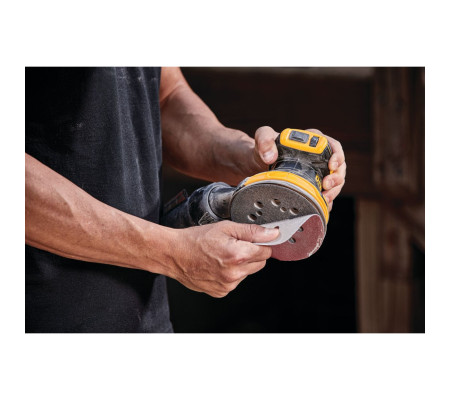 Аккумуляторная эксцентриковая шлифмашина DEWALT DCW210NT, 18 В, 125 мм, 12000 кол/мин, без АКБ и ЗУ, в кейсе TSTAK