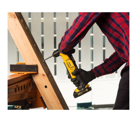 Аккумуляторная угловая дрель DEWALT DCD740NT, 18 В, 2000 об/мин, без АКБ и ЗУ, в кейсе TSTAK (DCD740NT-XJ)