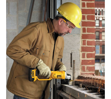 Аккумуляторная угловая шлифмашина DEWALT DCG412P1, 18 В, 125 мм, 7000 об/мин, с АКБ 5 Ач и ЗУ (DCG412P1N-XJ)