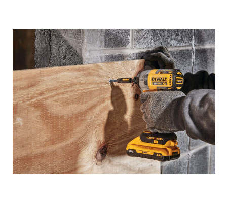 Аккумуляторный шуруповерт DEWALT DCF887P1T, 18 В, 205 Нм, 3800 уд/мин, с АКБ 5 Ач и ЗУ, в кейсе (DCF887P1NT-XJ)