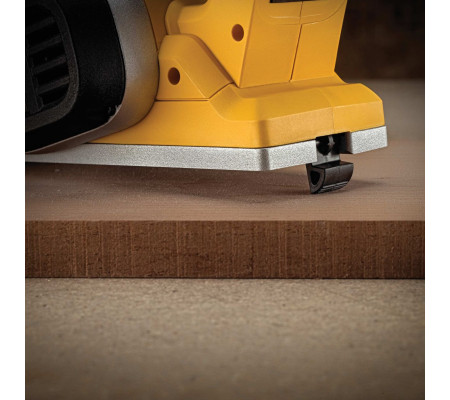 Аккумуляторный рубанок DEWALT DCP580NT, 18 В, 15000 об/мин, 82 мм, без АКБ и ЗУ, в кейсе TSTAK (DCP580NT-XJ)
