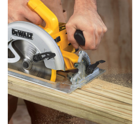 Дисковая пила DEWALT DWE575K, 1600 Вт, 190 мм, 5200 об/мин, в кейсе (DWE575K-QS)