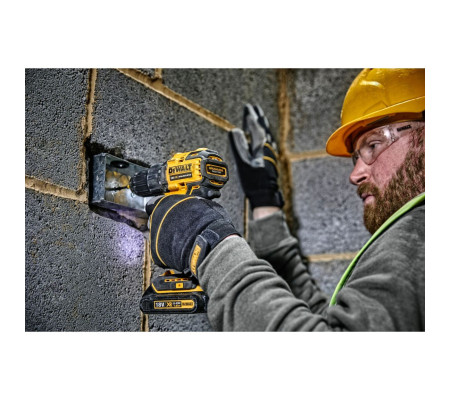 Аккумуляторная дрель-шуруповерт DEWALT DCD708L2T, 18 В, 1650 об/мин, с 2 АКБ 3 Ач и ЗУ, в кейсе TSTAK (DCD708L2T-QW)