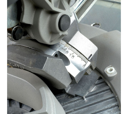 Комбинированная торцовочная пила DEWALT DW743K, 2000 Вт, 250 мм, 2850 об/мин (DW743K-QS)