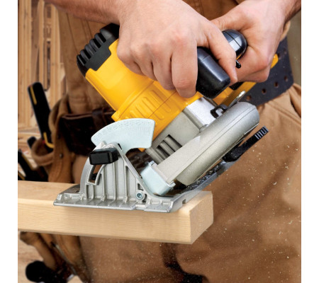 Аккумуляторная дисковая пила DEWALT DCS391NT, 18 В, 165 мм, 5150 об/мин, без АКБ и ЗУ, в кейсе TSTAK (DCS391NT-XJ)