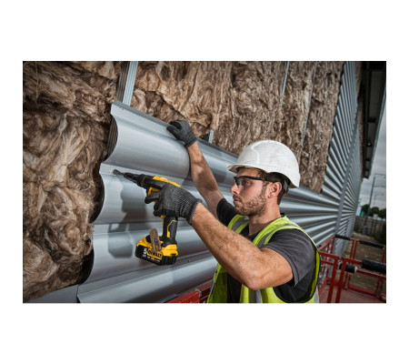 Аккумуляторный шуруповерт DEWALT DCF622N, 18 В, 34 Нм, 2000 об/мин, без АКБ и ЗУ (DCF622N-XJ)