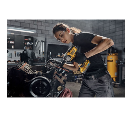 Аккумуляторный гайковерт DEWALT DCF891P1T, 18 В, 1084 Нм, 3250 уд/мин, с АКБ 5 Ач и ЗУ, в кейсе TSTAK (DCF891P1NT-XJ)