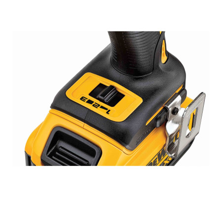 Аккумуляторный шуруповерт DEWALT DCF887D2, 18 В, 205 Нм, 3250 уд/мин, с 2 АКБ 2 Ач и ЗУ, в кейсе (DCF887D2-QW)