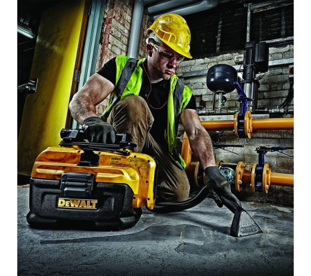 Аккумуляторный строительный пылесос DEWALT DCV584L, с возможностью работы от сети, 14.4/18 В, 7.5 л, без АКБ и ЗУ (DCV584L-QW)