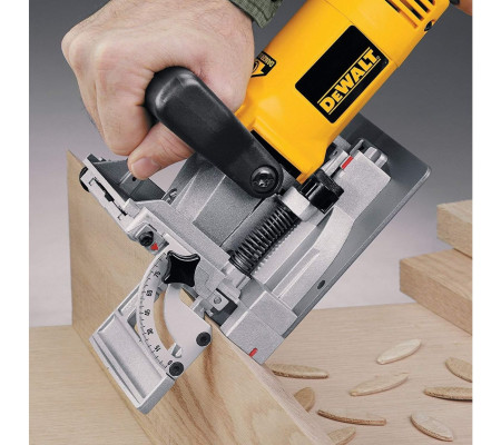 Фрезер DEWALT DW682K 600 Вт, 10000 об/мин, 20 мм (DW682K-QS)
