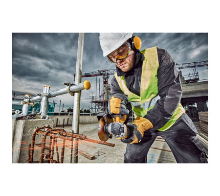 Аккумуляторная угловая шлифмашина DEWALT DCG406P1, 18 В, 125 мм, 9000 об/мин, с АКБ 5 Ач и ЗУ (DCG406P1N-XJ)