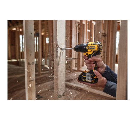 Ударная дрель-шуруповерт DEWALT DCD709P2T, 18 В, 1650 об/мин, 28050 уд/мин, с 2 АКБ 5 Ач и ЗУ, в кейсе TSTAK (DCD709P2T-QW)