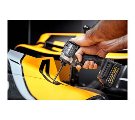 Шуруповерт DEWALT McLaren Limited Edition DCF85ME2GT, 18 В, 205 Нм, с 2 АКБ 1.7 Ач и ЗУ, в кейсе TSTAK (DCF85ME2GT-QW)