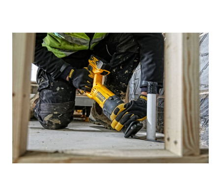 Аккумуляторная сабельная пила DEWALT DCS380N, 18 В, 2950 ход/мин, 28.6 мм, без АКБ и ЗУ (DCS380N-XJ)
