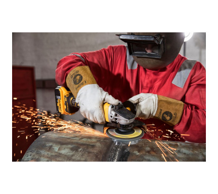 Аккумуляторная угловая шлифмашина DEWALT DCG405P3, 18 В, 125 мм, 9000 об/мин, с 3 АКБ 5 Ач и ЗУ, в кейсе TSTAK (DCG405P3-QW)