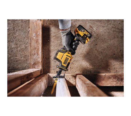 Аккумуляторная сабельная пила DEWALT DCS369P1, 18 В, 2800 ход/мин, 16 мм, с АКБ 5 Ач и ЗУ (DCS369P1N-XJ)