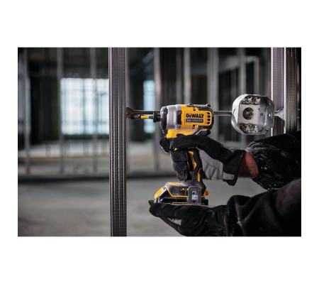 Аккумуляторный шуруповерт DEWALT DCF809D2T, 18 В, 190 Нм, 3200 уд/мин, с 2 АКБ 2 Ач и ЗУ, в кейсе (DCF809D2T-QW)