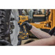 Аккумуляторный гайковерт DEWALT DCF892P2T, 18 В, 1084 Нм, 3250 уд/мин, с 2 АКБ 5 Ач и ЗУ, в кейсе TSTAK (DCF892P2T-QW)