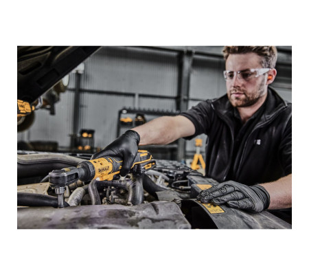 Аккумуляторный угловой гайковерт DEWALT DCF513D1G, 18 В, 95 Нм, 250 об/мин, с АКБ 2 Ач и ЗУ, в чехле (DCF513D1G-QW)