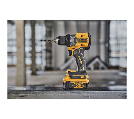 Аккумуляторная дрель-шуруповерт DEWALT DCD800P2T, 18 В, 2000 об/мин, с 2 АКБ 5 Ач и ЗУ, в кейсе TSTAK (DCD800P2T-QW)