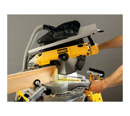 Комбинированная торцовочная пила DEWALT D27113, 1600 Вт, 305 мм, 3300 об/мин (D27113-QS)