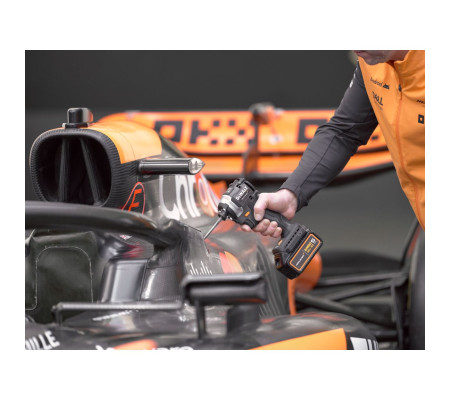 Шуруповерт DEWALT McLaren Limited Edition DCF85MP2T, 18 В, 205 Нм, 3800 уд/мин, с 2 АКБ 5 Ач и ЗУ, в кейсе TSTAK (DCF85MP2T-QW)