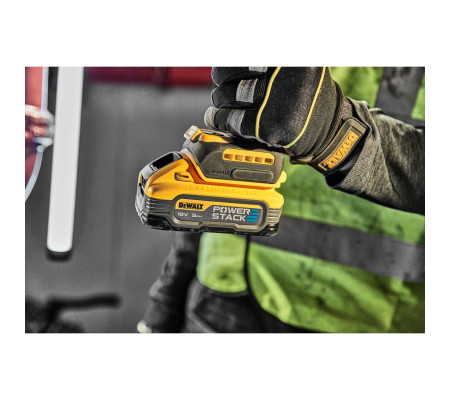 Набор DEWALT DCB1104H2: 2 АКБ POWERSTACK DCBP518, Li-Ion, 18 В, 5 Ач и зарядное устройство DCB1104, 12/18 В, 4 А (DCB1104H2-QW)