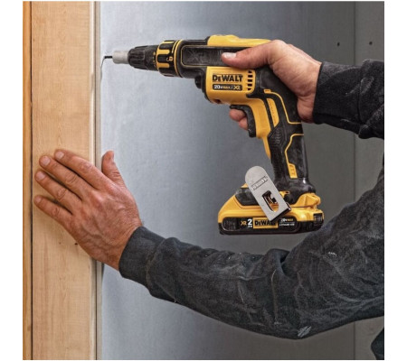 Аккумуляторный ленточный шуруповерт DEWALT DCF620NT, 18 В, 30 Нм, 4400 об/мин, без АКБ и ЗУ, в кейсе TSTAK (DCF620NT-QW)