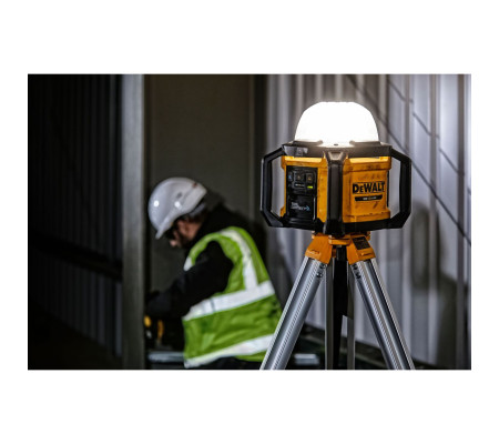 Аккумуляторный фонарь DEWALT DCL074, 18 В, 5000 лм, без АКБ и ЗУ (DCL074-XJ)