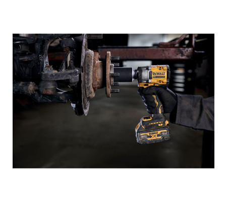 Аккумуляторный гайковерт DEWALT DCF923B, 18 В, 610 Нм, 3550 уд/мин, без АКБ и ЗУ (DCF923B-XJ)