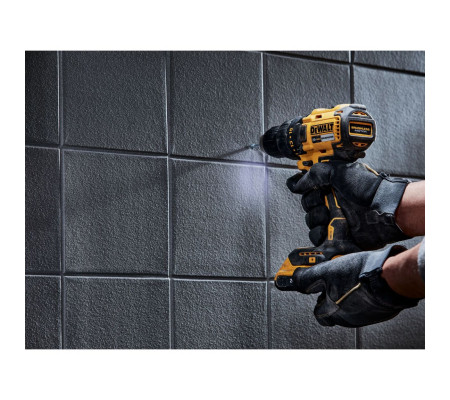 Ударная дрель-шуруповерт DEWALT DCD778D2T, 18 В, 1750 об/мин, 29750 уд/мин, с 2 АКБ 2 Ач и ЗУ, в кейсе TSTAK (DCD778D2T-QW)
